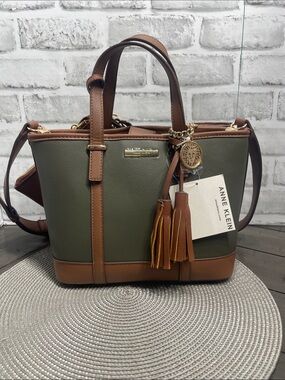 Anne Klein Willow-A Olive & Cognac Two-Piece Tote With Matching Pouch Faux. NWT